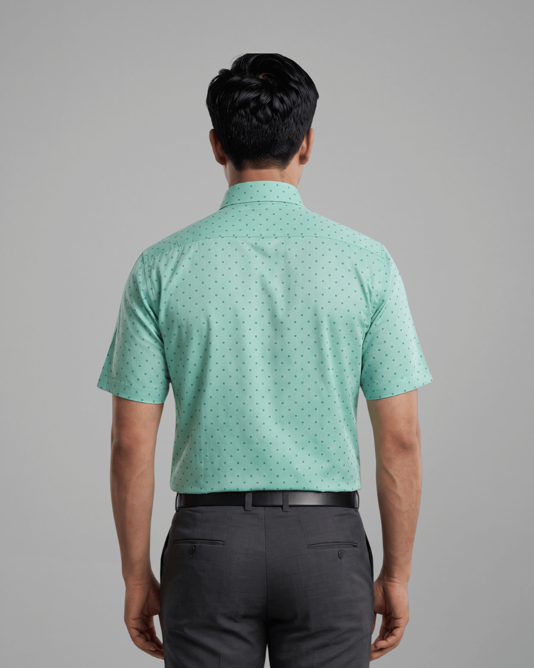 Rs 97498 Green Mens Half Sleeves Shirt